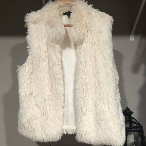 Vest INC international concepts